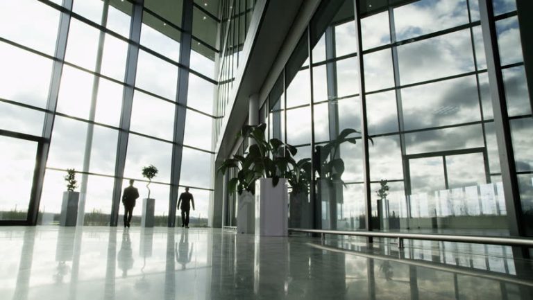 Glas als dragend materiaal in gebouwen en constructies